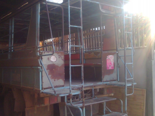 ขายรถ ISUZU หกล้อ NKR110แรง สภาพสวยเดิมๆจากห้าง มีหลังคาเจ้าของขายเองครับ ราคา380000บครับ