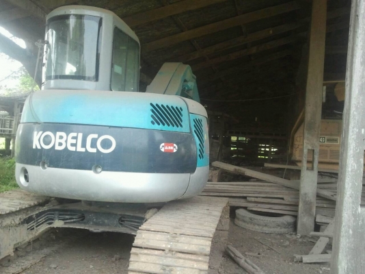 ขายรถแบคโฮ ยี่ห้อ KOBELCO SK75UR-2 สภาพดีมาก 850000.- ขายรถแบคโฮ ยี่ห้อ KOBELCO SK75UR-2 สภาพดีมาก 850000.-