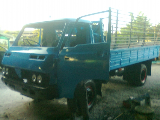 6 ล้อ อีแต๋น เครื่องนิสสัน 100 แรง