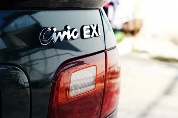 HONDA 4 (Dr.) ปี1994กระจกไฟฟ้าเครื่องวีเทคติดแก๊ส LPGเบ่าะหนังวิ่งใด้ทั้ง2ระบบเอกสารพร้อมโอน HONDA 4 (Dr.) ปี1994กระจกไฟฟ้าเครื่องวีเทคติดแก๊ส LPGเบ่าะหนังวิ่งใด้ทั้ง2ระบบเอกสารพร้อมโอน