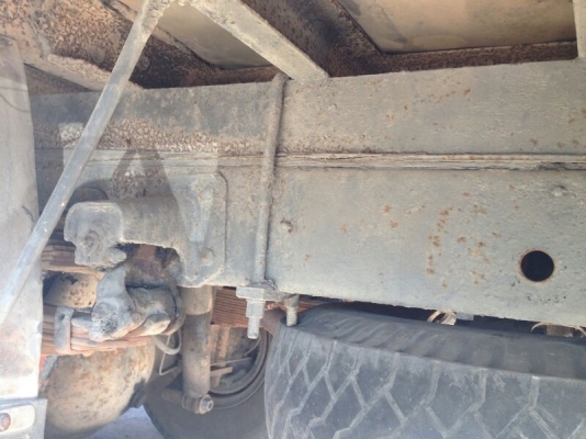 รถฮีโน่ 6 ล้อ ตู้เย็น  117 แรงม้า.  สนใจติดต่อ 081 - 6079515