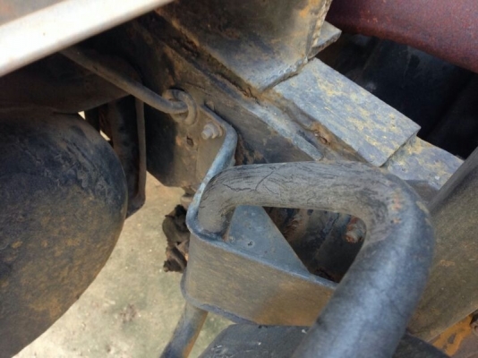 รถฮีโน่ 6 ล้อ ตู้เย็น  117 แรงม้า.  สนใจติดต่อ 081 - 6079515