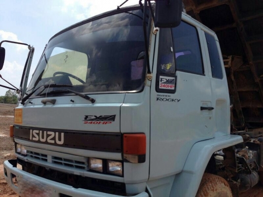 รถอีซูซุ 10 ล้อดั้ม FXZ 240 แรงม้า  ( นางฟ้าแท้. )  สนใจติดต่อ 081 - 6079515