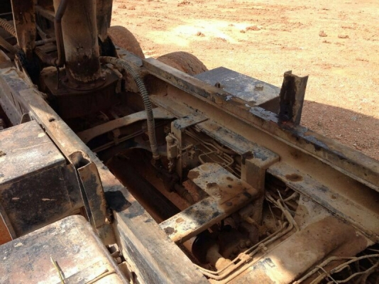 รถอีซูซุ 10 ล้อดั้ม FXZ 240 แรงม้า  ( นางฟ้าแท้. )  สนใจติดต่อ 081 - 6079515