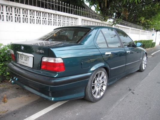 ธค. 94 BMW 318i Auto ABS / Airbag / LPG หัวฉีด
