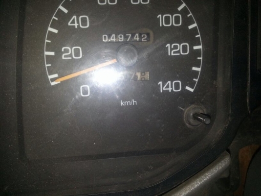 รถมิตซู  10  ล้อ  240 แรงม้า ปี 49  ( ขายหัว / คัชซี )  ( มีขาย 2 คัน. )     สนใจติดต่อ  081 - 6079515