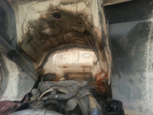 รถมิตซู  10  ล้อ  240 แรงม้า ปี 49  ( ขายหัว / คัชซี )  ( มีขาย 2 คัน. )     สนใจติดต่อ  081 - 6079515