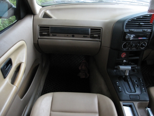 ธค. 94 BMW 318i Auto ABS / Airbag / LPG หัวฉีด ธค. 94 BMW 318i Auto ABS / Airbag / LPG หัวฉีด