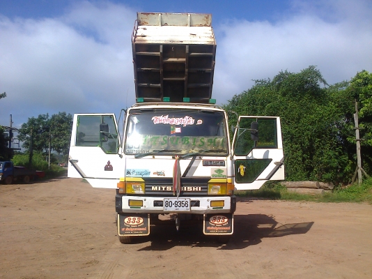 ขาย Mitsubishi Fuso FN 527 ลดราคาคับเหลือ 950000