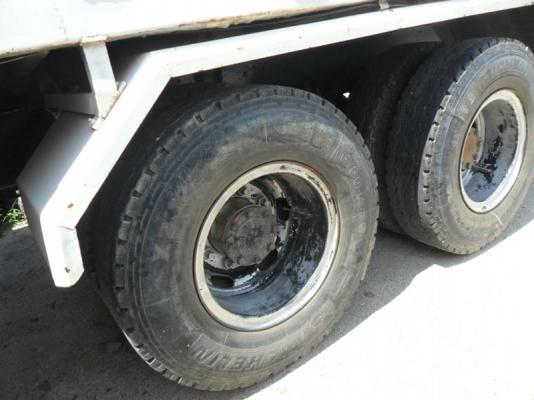 Nissan UD 350 แรง 2 เพลา ติดเครน 5 ตัน ช่วงล่างเต็มพร้อมใช้