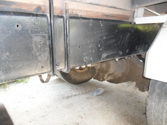 Nissan UD 350 แรง 2 เพลา ติดเครน 5 ตัน ช่วงล่างเต็มพร้อมใช้