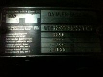 เบนซ์ ธนบุรี ปี 85 (ฝาดำ) MT คุณแมน 085-0422133