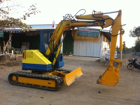 ขายรถขุดโคมัตสุ KOMUTSU PC50UU-1