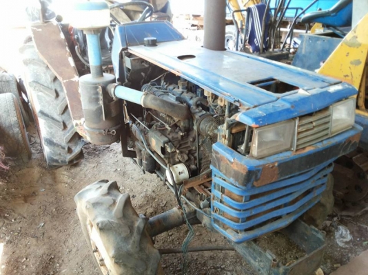 ***ขายแล้วครับขอบคุณ Truck2hand ขายรถไถ2เพลา KUBOTA L1-26 4WD 26แรง เครื่องดีมีหลวมนิดๆ เกียร์ดีแน่นไม่หอนไม่หลุด ระบบไฮฯใช้งานปกติ ปั๊มดี ยางดี พร้อมอุปกรณ์หางพรวน 5 สภาพสวย รถใช้งานปกติ  ครับ ขายตามสภาพ พร้อมใช้ พร้อมลุยงาน ราคาต่อรองได้เด้อ พี่น้องครับ