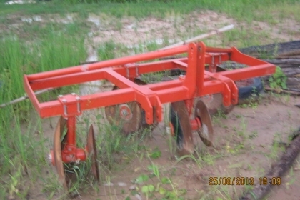 ขายรถไถ 32แรง 175,000 บาท พร้อมอุปกรณ์ (ลงขายใหม่)