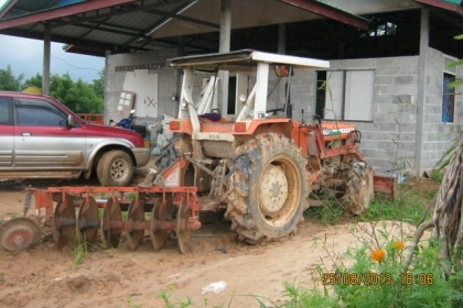 ขายรถไถ 32แรง 175,000 บาท พร้อมอุปกรณ์ (ลงขายใหม่)