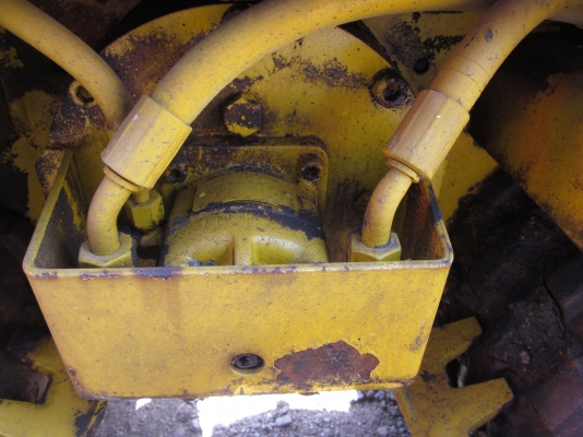 ขาย- รถบดเดินตาม ระบบสั่นสะเทือน ล้อเหล็ก SAKAI: KW702-1 เครื่องดีเซล 1 สูบ พร้อมใช้งาน