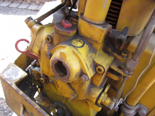 ขาย- รถบดเดินตาม ระบบสั่นสะเทือน ล้อเหล็ก SAKAI: KW702-1 เครื่องดีเซล 1 สูบ พร้อมใช้งาน