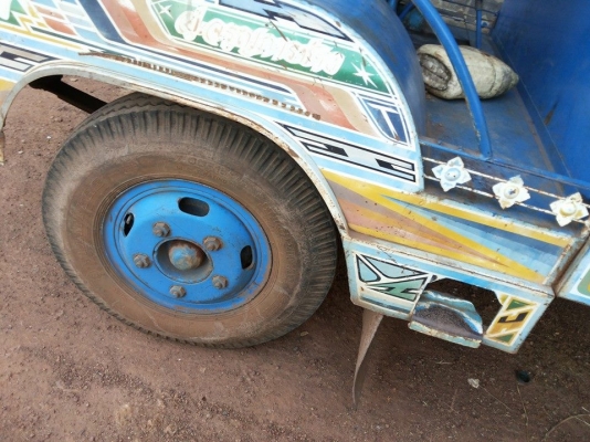 ***ขายแล้วครับขอบคุณ Truck2hand ขาย แต๋น6ล้อดั๊มราคาเบาๆ เครื่องยนต์ NISSAN LD20 แน่นๆแรงดี ช่วงล่าง100 คัสซีหน้า5 สวยไม่มีผุ กระบะดั๊มเหล็ก กระบอกดั๊ม2ตัน ยิงหน้า กระบะ กว้าง1.8 ยาว3.5 คอกเกษตรเหล็กสภาพสวยไม่มีหัก พื้นเหล็กสวยไม่มีผุ ตำหนิฝาข้างไม่สวย มี