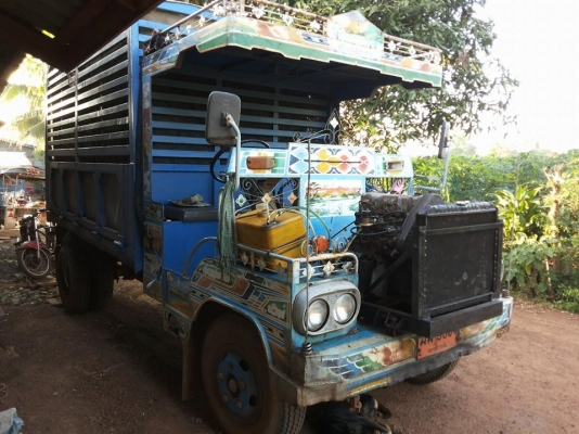 ***ขายแล้วครับขอบคุณ Truck2hand ขาย แต๋น6ล้อดั๊มราคาเบาๆ เครื่องยนต์ NISSAN LD20 แน่นๆแรงดี ช่วงล่าง100 คัสซีหน้า5 สวยไม่มีผุ กระบะดั๊มเหล็ก กระบอกดั๊ม2ตัน ยิงหน้า กระบะ กว้าง1.8 ยาว3.5 คอกเกษตรเหล็กสภาพสวยไม่มีหัก พื้นเหล็กสวยไม่มีผุ ตำหนิฝาข้างไม่สวย มี