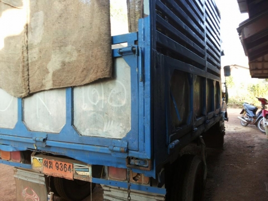 ***ขายแล้วครับขอบคุณ Truck2hand ขาย แต๋น6ล้อดั๊มราคาเบาๆ เครื่องยนต์ NISSAN LD20 แน่นๆแรงดี ช่วงล่าง100 คัสซีหน้า5 สวยไม่มีผุ กระบะดั๊มเหล็ก กระบอกดั๊ม2ตัน ยิงหน้า กระบะ กว้าง1.8 ยาว3.5 คอกเกษตรเหล็กสภาพสวยไม่มีหัก พื้นเหล็กสวยไม่มีผุ ตำหนิฝาข้างไม่สวย มี