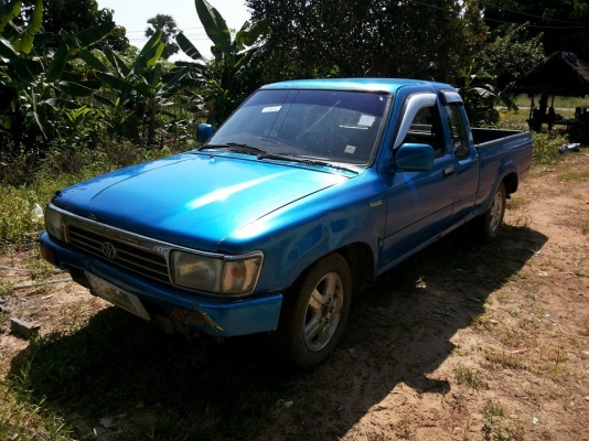 ***ขายแล้วครับขอบคุณ Truck2hand ขายตัดตามสภาพก่อนเก็บงานครับ กระบะแค็ป ไมตี้เอ็กซ์ 2.5 โป่งหลังแท้ ปี38/95 เครื่องเดิมเกียร์เดิม เครื่องดี ติดง่าย เกียรฺดีไม่หลุด สีเก็บมาแต่ไม่สวย กระจกหมุนไม่ได้ ช่วงล่างคัสซีไม่สวย มีผุช่วงล้อหลังไปถึงปลาย(ตามรูป) ช่วงก