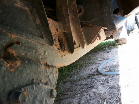 ***ขายแล้วครับขอบคุณ Truck2hand ขายตัดตามสภาพก่อนเก็บงานครับ กระบะแค็ป ไมตี้เอ็กซ์ 2.5 โป่งหลังแท้ ปี38/95 เครื่องเดิมเกียร์เดิม เครื่องดี ติดง่าย เกียรฺดีไม่หลุด สีเก็บมาแต่ไม่สวย กระจกหมุนไม่ได้ ช่วงล่างคัสซีไม่สวย มีผุช่วงล้อหลังไปถึงปลาย(ตามรูป) ช่วงก