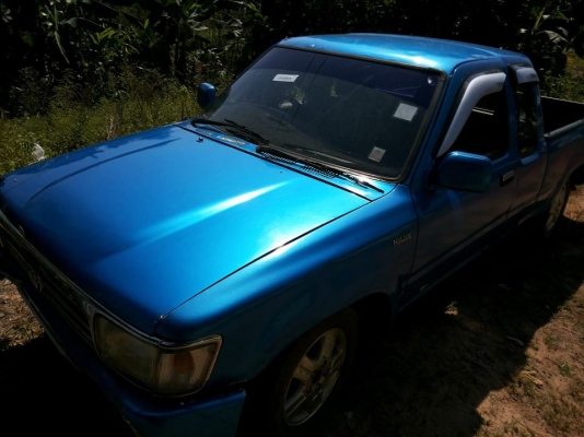 ***ขายแล้วครับขอบคุณ Truck2hand ขายตัดตามสภาพก่อนเก็บงานครับ กระบะแค็ป ไมตี้เอ็กซ์ 2.5 โป่งหลังแท้ ปี38/95 เครื่องเดิมเกียร์เดิม เครื่องดี ติดง่าย เกียรฺดีไม่หลุด สีเก็บมาแต่ไม่สวย กระจกหมุนไม่ได้ ช่วงล่างคัสซีไม่สวย มีผุช่วงล้อหลังไปถึงปลาย(ตามรูป) ช่วงก