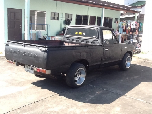 ขายdatsun620 ช้างเหยียบ