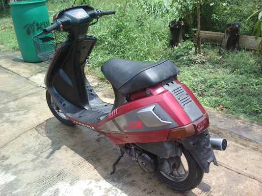 ขายรถจักรยานยนตร์ รถป๊อป HONDA DJ-1 50cc สภาพดี ราคา 7200 บาท สตาร์ทมือได้ เติมโซฮอล91