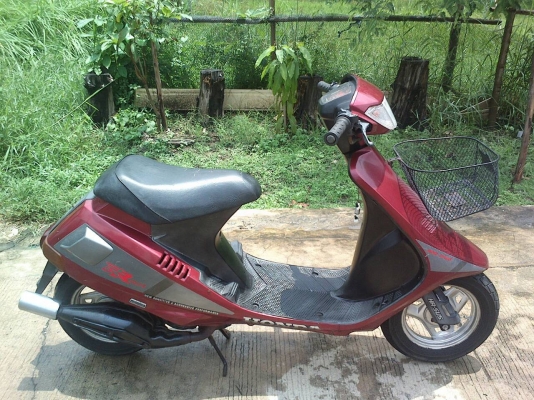 ขายรถจักรยานยนตร์ รถป๊อป HONDA DJ-1 50cc สภาพดี ราคา 7200 บาท สตาร์ทมือได้ เติมโซฮอล91