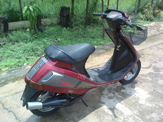 ขายรถจักรยานยนตร์ รถป๊อป HONDA DJ-1 50cc สภาพดี ราคา 7200 บาท สตาร์ทมือได้ เติมโซฮอล91