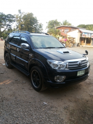 Toyota Fortuner 3.0  4WD เกียร์ออโต้