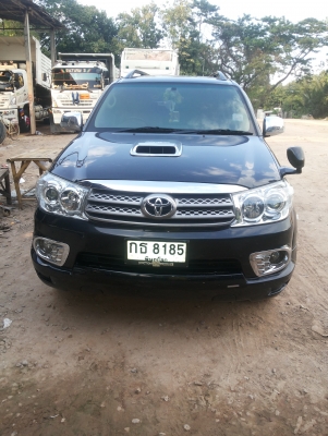 Toyota Fortuner 3.0  4WD เกียร์ออโต้
