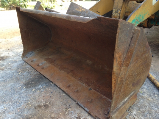 ขายรถตัก Komatsu 510 ; S/N 158XX ; กรองเดี่ยว สภาพสวยพร้อมใช้งานได้ทันที สนใจติดต่อ 081-9485494