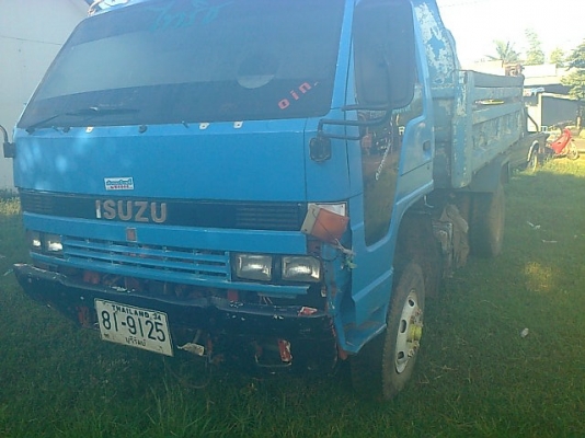 ขาย NRR 175   6BG1 เสื้อส้ม รถแชชซีสวยไม่บวม ไม่ขาด เครื่องดีแต่มีไอแล้ว(แหวนหลวม)รถมีแอร์ ภายในไม่ผุ