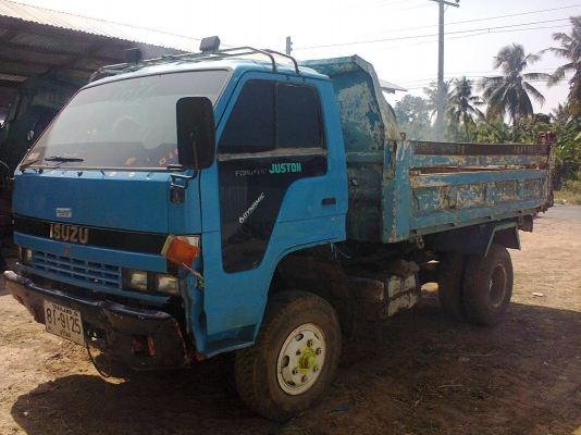 ขาย NRR 175 6BG1 เสื้อส้ม รถแชชซีสวยไม่บวม ไม่ขาด เครื่องดีแต่มีไอแล้ว(แหวนหลวม)รถมีแอร์ ภายในไม่ผุ ขาย NRR 175 6BG1 เสื้อส้ม รถแชชซีสวยไม่บวม ไม่ขาด เครื่องดีแต่มีไอแล้ว(แหวนหลวม)รถมีแอร์ ภายในไม่ผุ