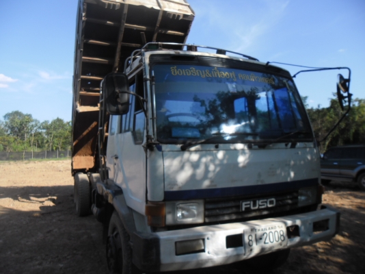 ขายรถบรรทุก 10 ดั้ม 2 เพลาดั้ม MITSUFUSO MA หัวบางเดิมๆเครื่องดีมากๆแอร์เย็นคัสซีสวยกะบะสามมิตรตัวเก่ากะบะไม่ค่อยสวย 10 เกียร์ทะเบียนเต็ม