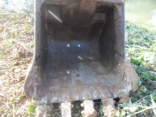 ขายรถแบคโฮ KOBELCO SK 200 MARK 2 ปั้ม K3V เครื่อง 6D31 ตัวเดินเล็กเอวแน่นเครื่องดีปั้มดีบูมอามไม่มีปะโซ่ไม่สวยเอกสารใบสัญญาซื้อขาย ขายรถแบคโฮ KOBELCO SK 200 MARK 2 ปั้ม K3V เครื่อง 6D31 ตัวเดินเล็กเอวแน่นเครื่องดีปั้มดีบูมอามไม่มีปะโซ่ไม่สวยเอกสารใบสัญญาซื้อขาย