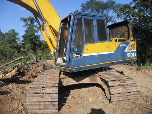 ขายรถแบคโฮ KOBELCO SK 200 MARK 2 ปั้ม K3V เครื่อง 6D31 ตัวเดินเล็กเอวแน่นเครื่องดีปั้มดีบูมอามไม่มีปะโซ่ไม่สวยเอกสารใบสัญญาซื้อขาย