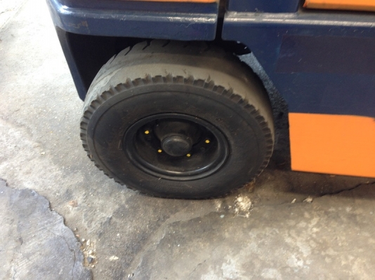 ขายรถยกโตโยต้า TOYOTA 5FD25 ขนาด 2.5 ตัน เครื่องดีเซล (004)