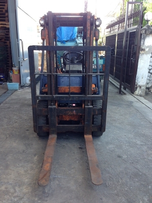 ขายรถยกโตโยต้า TOYOTA 5FD25 ขนาด 2.5 ตัน เครื่องดีเซล (004)