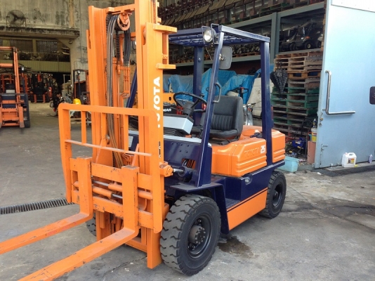 ขายรถยกโตโยต้า TOYOTA 5FD25 ขนาด 2.5 ตัน เครื่องดีเซล งาสไลด์ (006) ขายรถยกโตโยต้า TOYOTA 5FD25 ขนาด 2.5 ตัน เครื่องดีเซล งาสไลด์ (006)