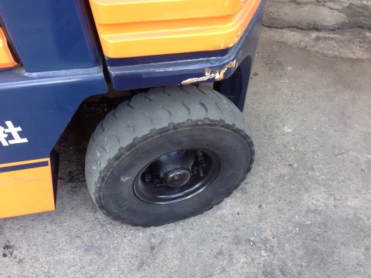 ขายรถยกโตโยต้า TOYOTA 5FD20 ขนาด 2 ตัน เสาสูง 4 เมตร เครื่องดีเซล 951 ชั่วโมง (007) ขายรถยกโตโยต้า TOYOTA 5FD20 ขนาด 2 ตัน เสาสูง 4 เมตร เครื่องดีเซล 951 ชั่วโมง (007)