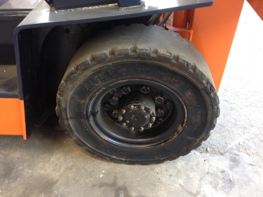 ขายรถยกโตโยต้า TOYOTA 5FD20 ขนาด 2 ตัน เครื่องดีเซล งาสไลด์ (008) ขายรถยกโตโยต้า TOYOTA 5FD20 ขนาด 2 ตัน เครื่องดีเซล งาสไลด์ (008)