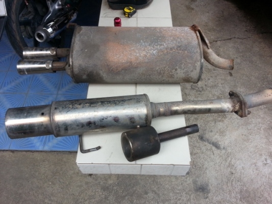 ขายของ Accord96 ท่อ เบรคเดิม กระจัง สายหัวเทียนซิ่ง ท่อเดิม