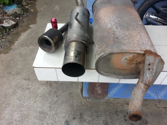 ขายของ Accord96 ท่อ เบรคเดิม กระจัง สายหัวเทียนซิ่ง ท่อเดิม