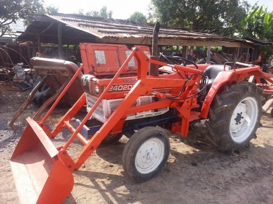 รถตักคูโบต้า ใช้งานได้ปรกติ ขายตามสภาพถูกๆ