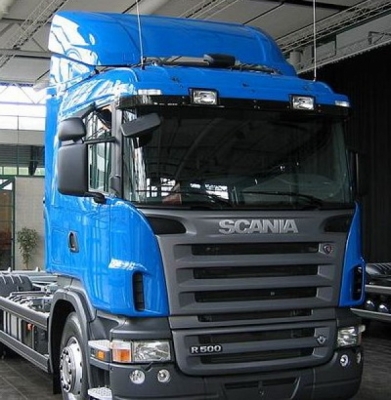 ขายหมวกลู่ลมพร้อมโครงเหล็ก   สเกิร์ตข้างชุดแต่งVOLVO FM12-F l และSCRANNIA R50
