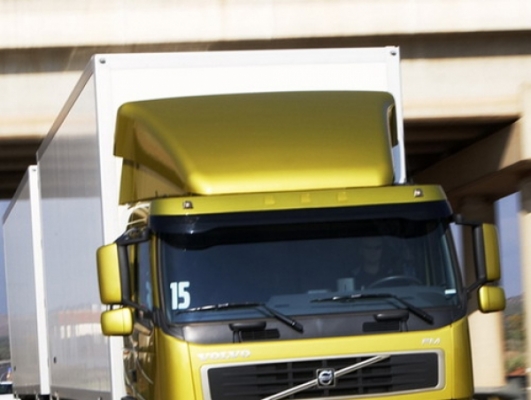 ขายหมวกลู่ลมพร้อมโครงเหล็ก   สเกิร์ตข้างชุดแต่งVOLVO FM12-F l และSCRANNIA R50